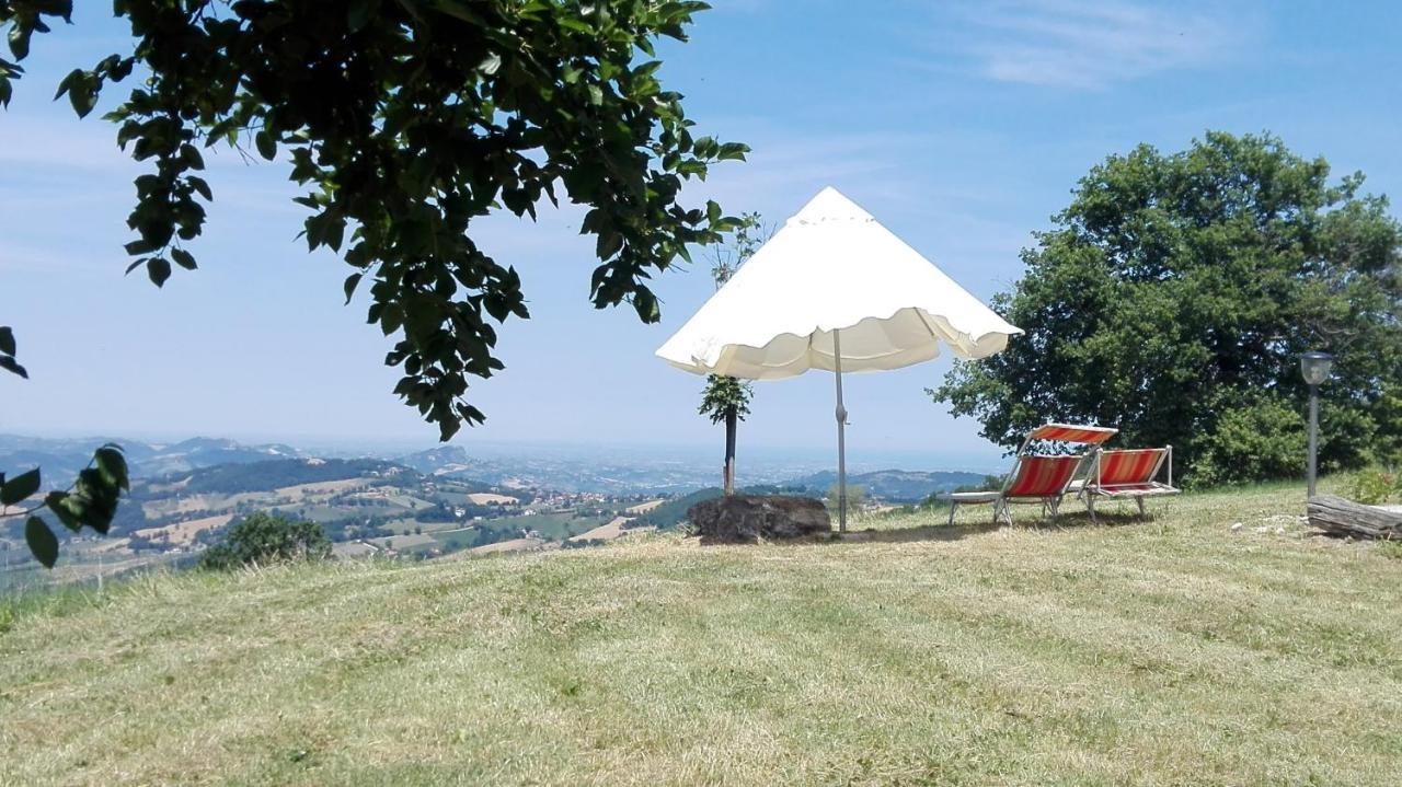 Casale Le Fontanelle Hotel Monte Grimano Terme Exterior photo
